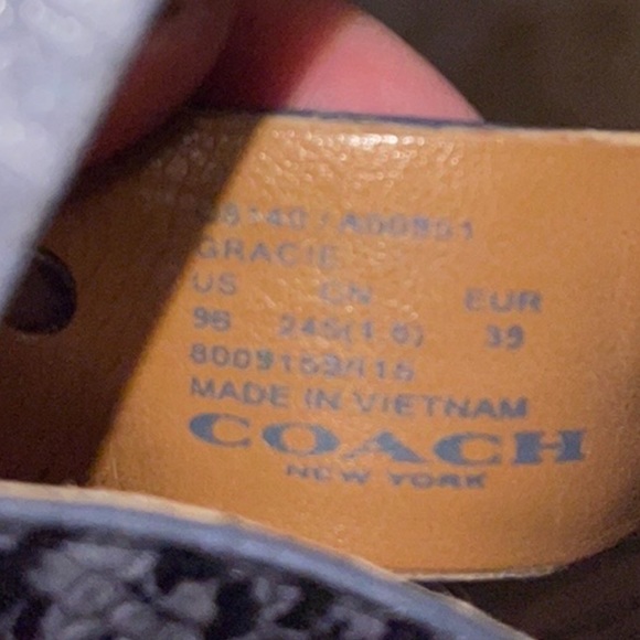 Coach Gracie Sandals - Picture 5 of 13